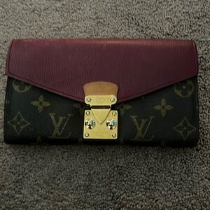 Louis Vuitton Wallet